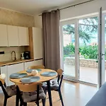 Tangerine Apartament
